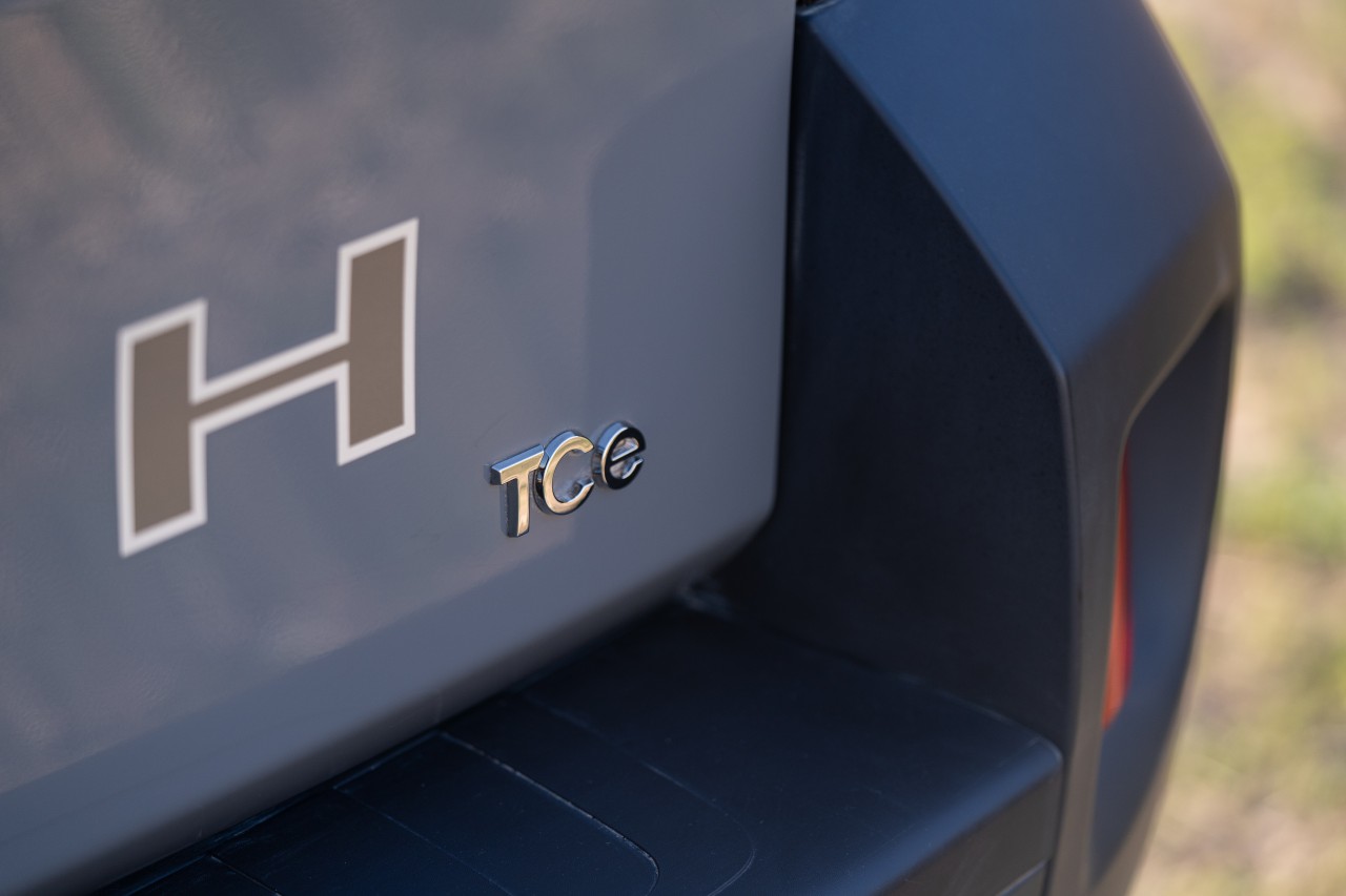 Renault Oroch: r1h5vlEjjjPcp7t0sU823e9niKm95E-metaT1JPQ0gtT1VUU0lERVIgKDMzKS5qcGc=-.jpg