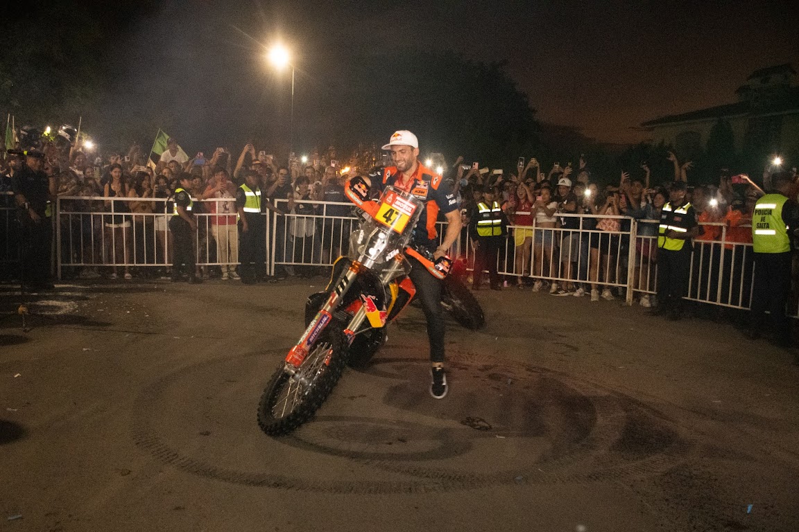 Mirá la galería de imágenes de los festejos de los Benavides en Salta: BENAVIDESFESTEJO4.jpg