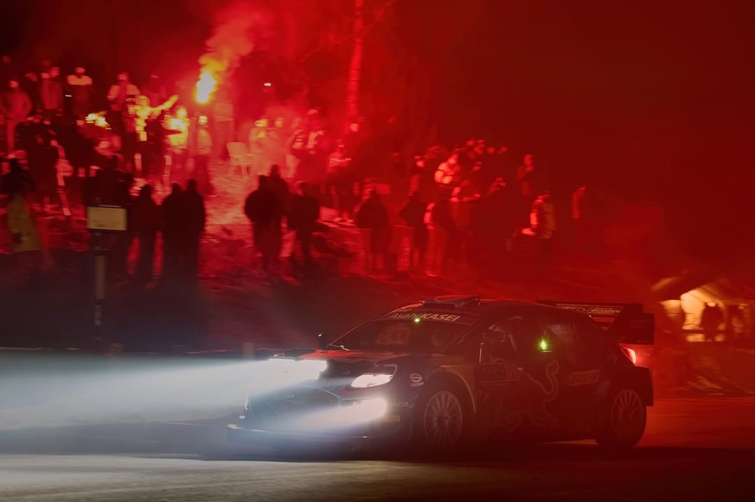 La noche del Rally Mundial en Montecarlo: 326130489_1349684539142214_7087868780509961725_n.jpg