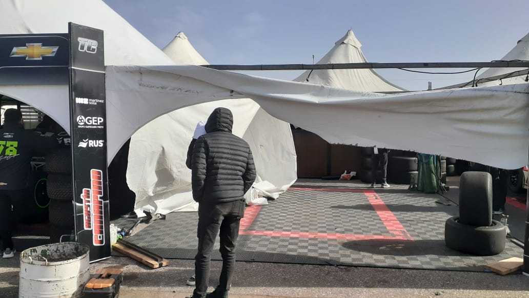 El fuerte viento genera destrozos en los boxes de San Luis: 09.jpeg