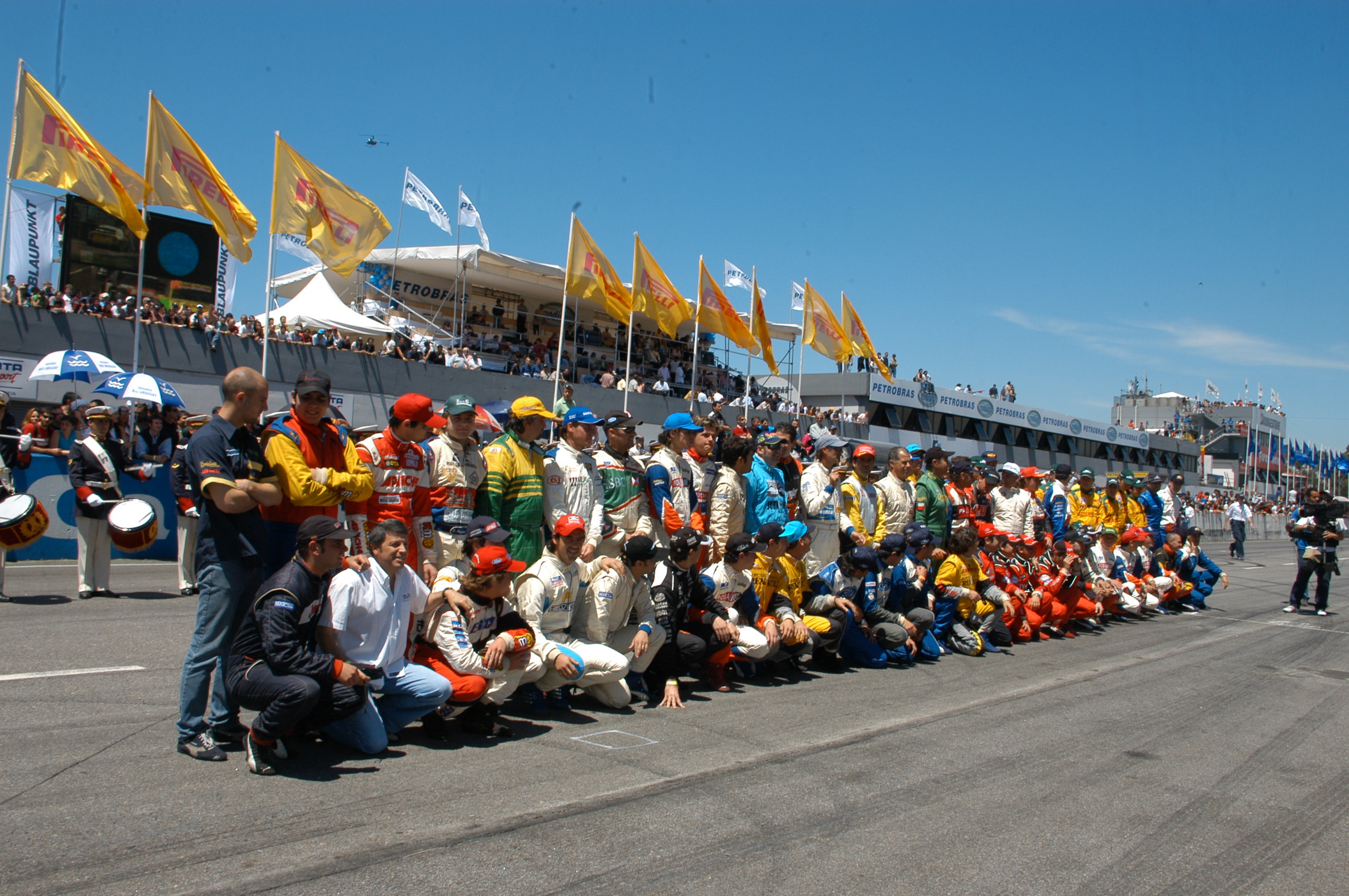 TODOS LOS BINOMIOS DE LOS 200KM DE BSAS DEL TC2000: 2004.jpg