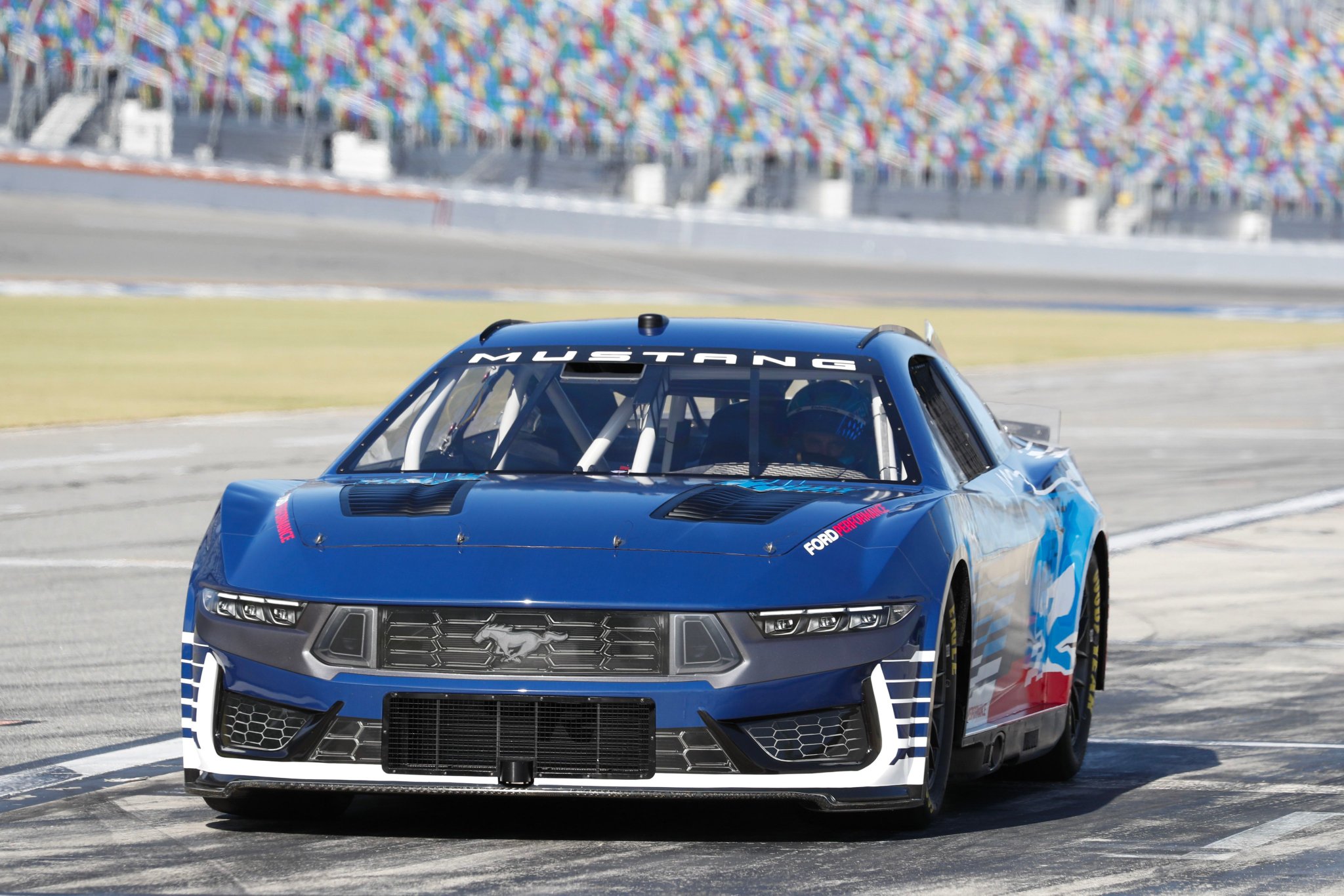 Las mejores imágenes del nuevo Mustang de NASCAR: Mustang2.jpeg