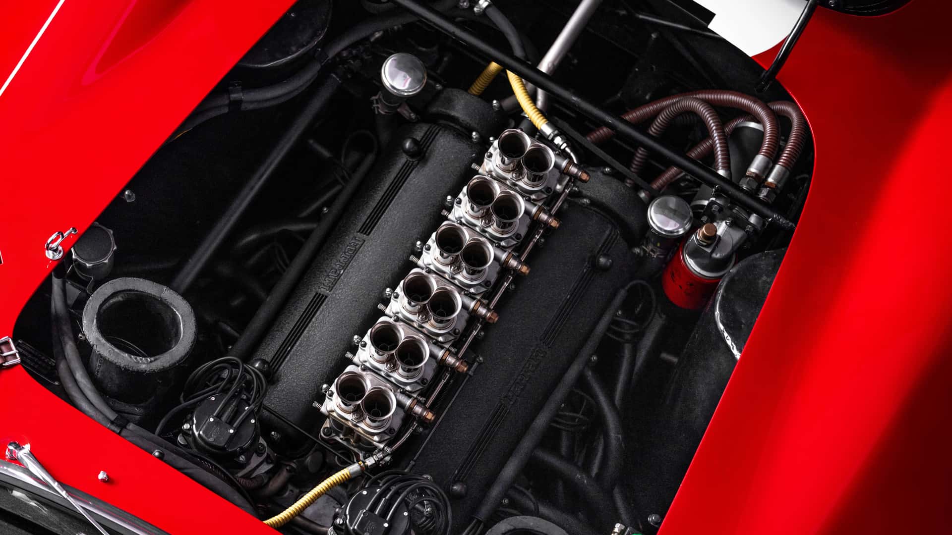 Mirá la galería de la Ferrari más cara de la historia: hero_ferrari_250_gto-13.jpg