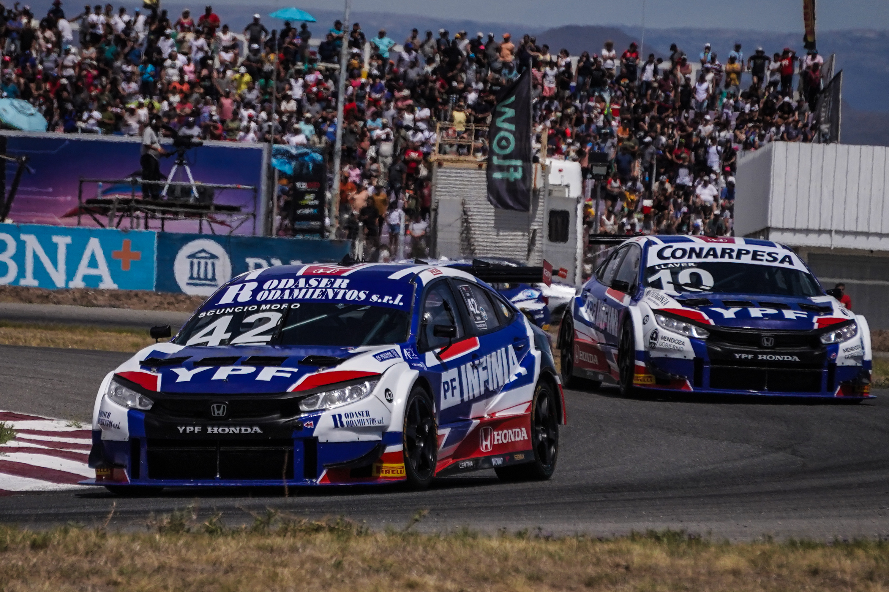 Las mejores fotos del TC2000 en Alta Gracia: 4.jpg