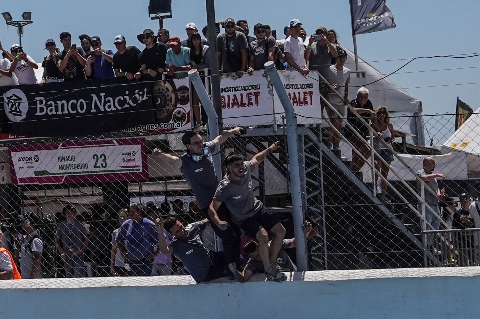 Las mejores fotos del TC2000 en Alta Gracia: 5.jpg