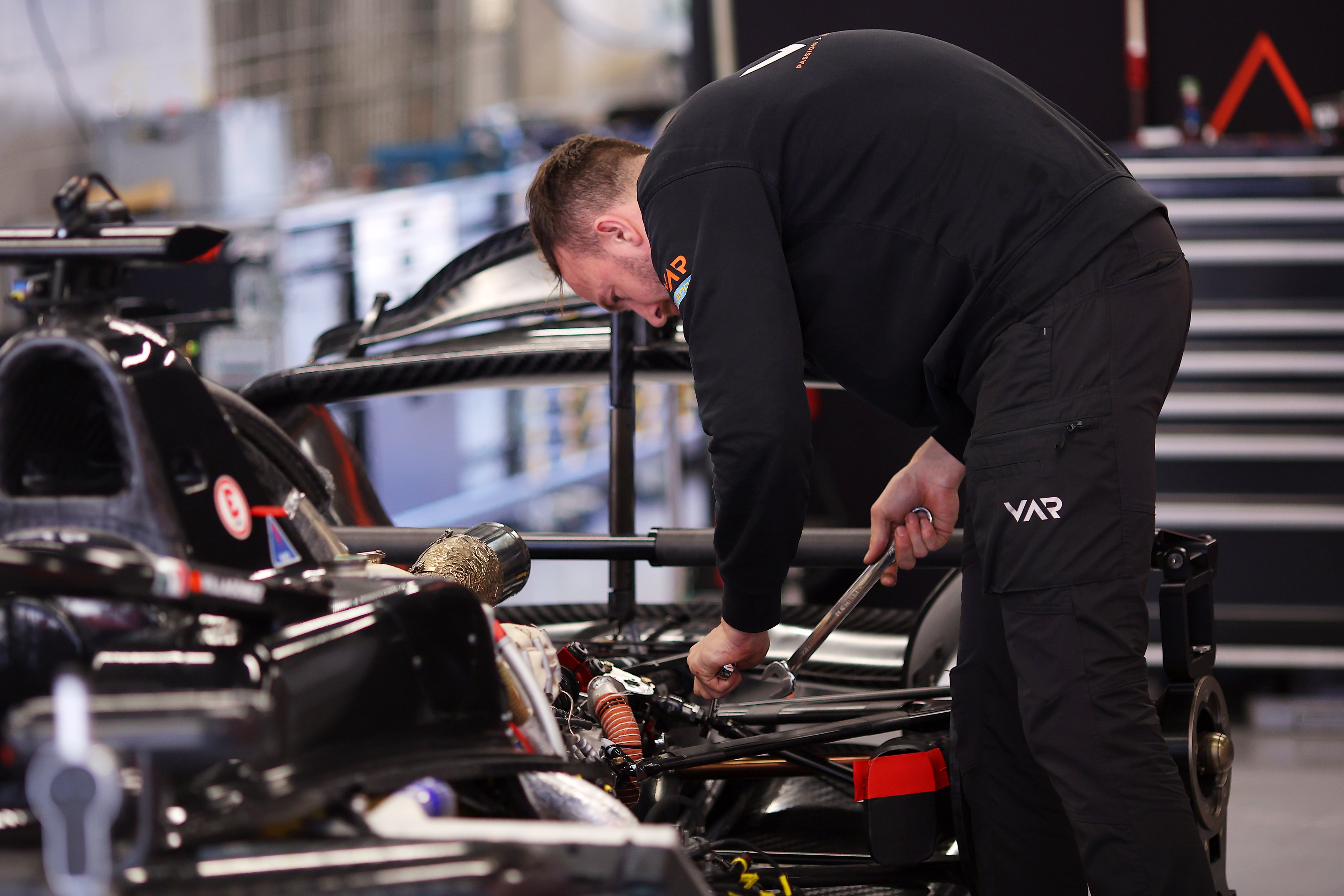 Compartimos galería de imágenes de los nuevos autos de F2: GEoQAtVWwAAn9_u.jpeg